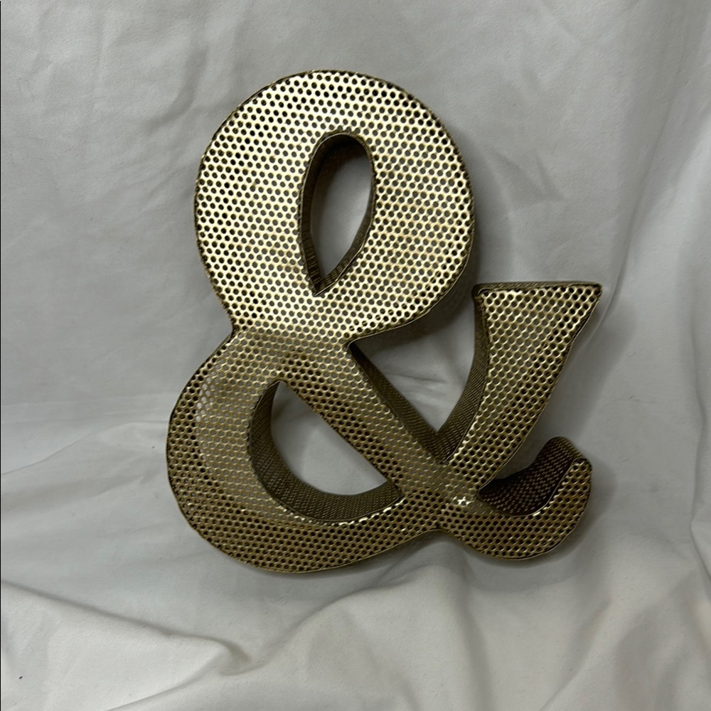 Gold Ampersand Decorative Piece